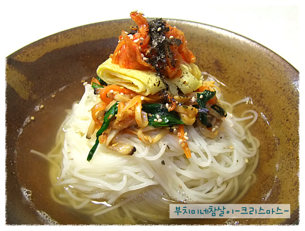 후루룩국수 이미지