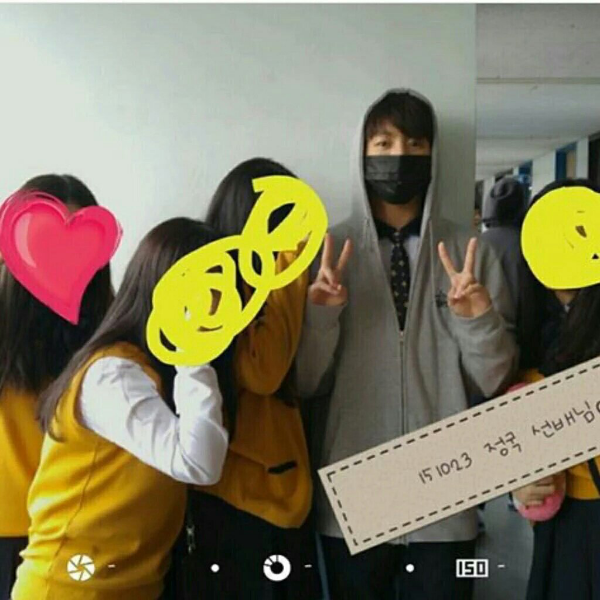 스무살인데 아직 고등학교 등교하는 남자아이돌..jpg | 인스티즈