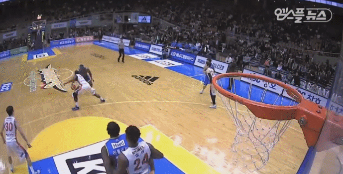 [KBL] 서울삼성 마이클 크레익의 토마호크 덩크.gif | 인스티즈