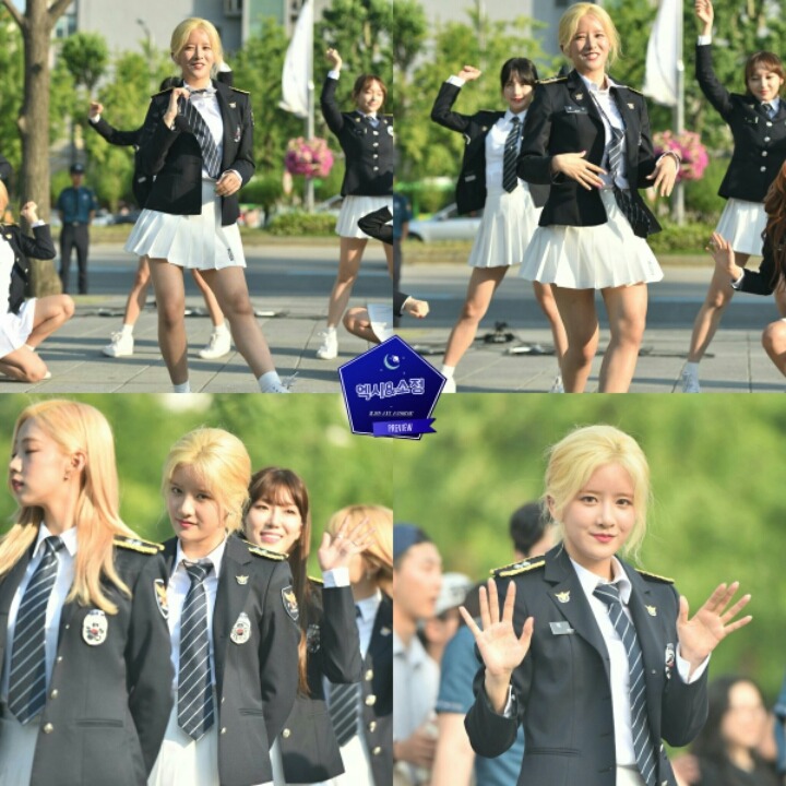 경찰 제복 입은 우주소녀 | 인스티즈