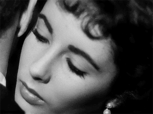 속눈썹이 두겹으로 나는 돌연변이에 걸렸던 여자 | 인스티즈