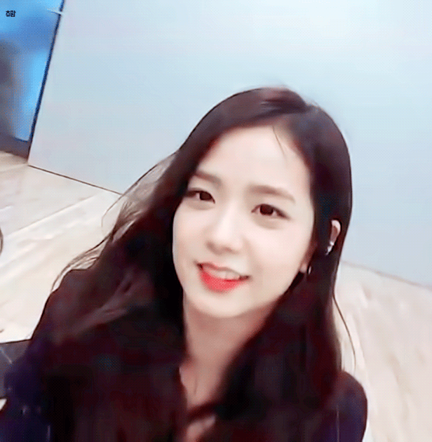 뽀뽀하는 블핑지수.gif | 인스티즈