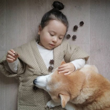 시바견 퐁퐁과 2살 소녀 필로(귀여움 주의) | 인스티즈