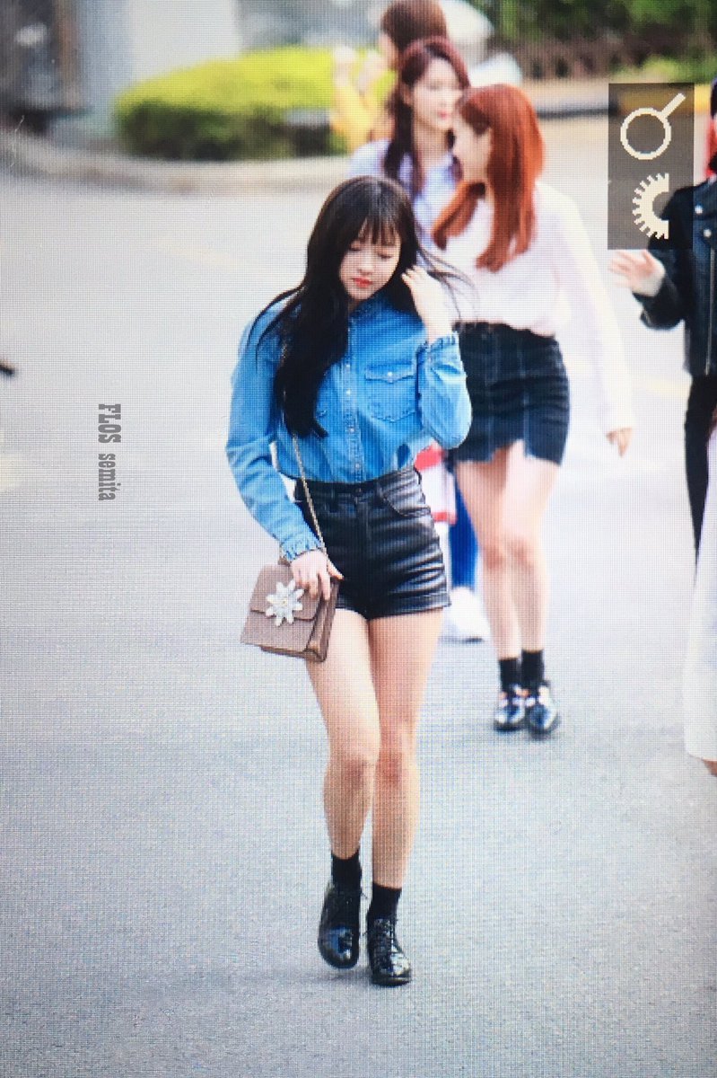 오늘자 뮤뱅 출근길 오마이걸 유아.jpg | 인스티즈