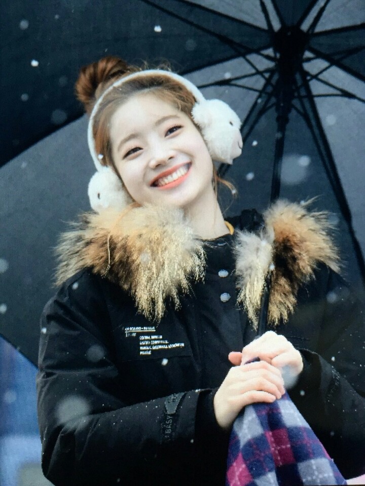 [트와이스] 눈보다 하얀거 같은 오늘자 다현이 | 인스티즈