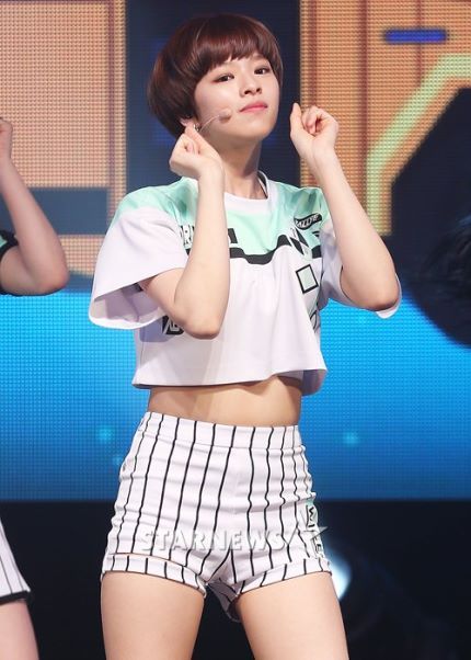 트와이스 정연의 비율과 다리라인 | 인스티즈