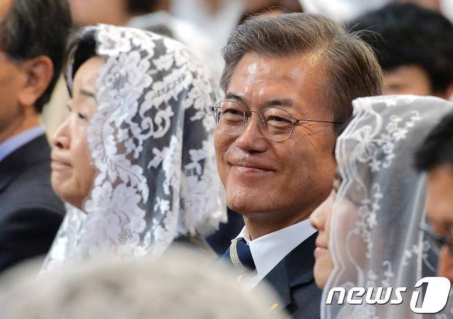 문재인 부활절 미사 명동성당 | 인스티즈
