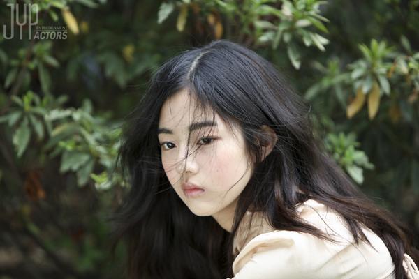 JYP 차기 유망주 신인 배우 신은수.jpg | 인스티즈