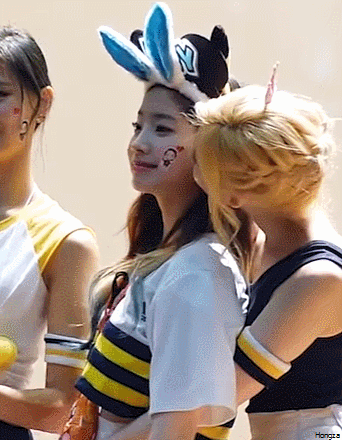 [트와이스] 둘이 있으면 너무 귀여운 사나랑 다현이(움짤) | 인스티즈