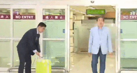 김무성 짤 악의적으로 거꾸로 돌린거였네요 | 인스티즈