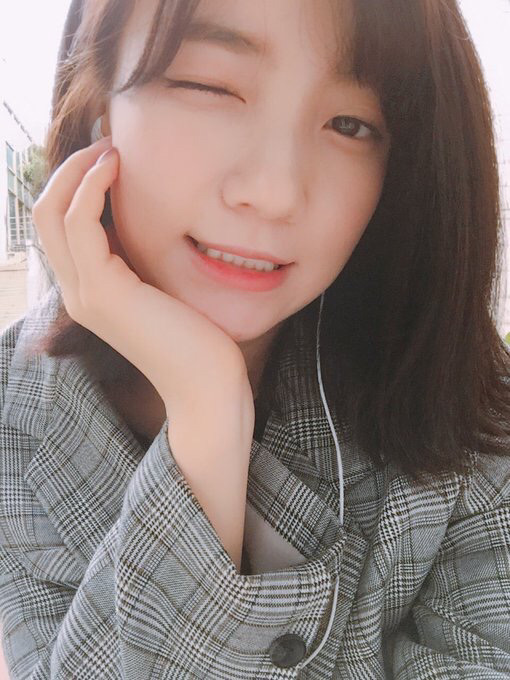 [오마이걸] 오늘은 내가 좋아하는 선수의 생일이라서 비니 | 인스티즈