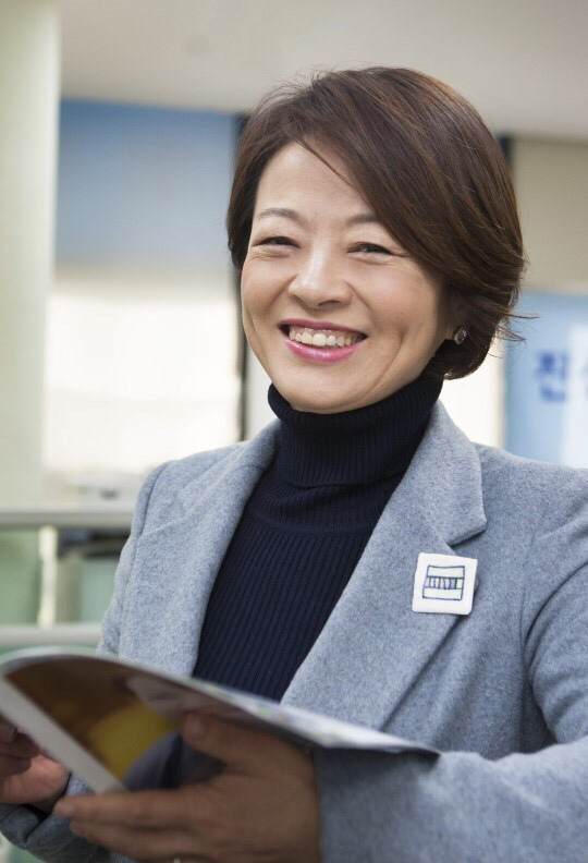 대통령 이니의 든든한 조력자들 jpg | 인스티즈