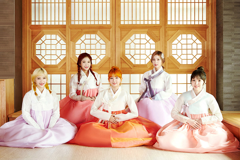 레드벨벳, 한복+추석 인사 “즐거운 한가위 되세요” | 인스티즈