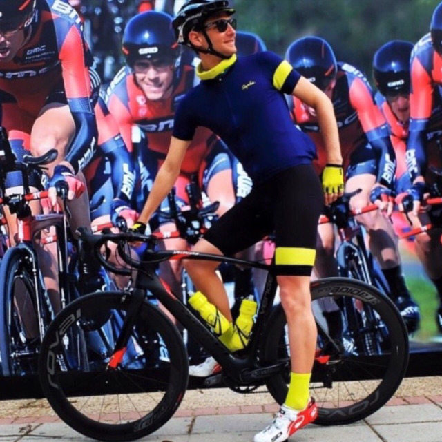 한강 교복이라 불리는 - 자전거 의류 ㄷㄷㄷ | 인스티즈