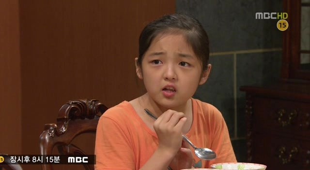 [지붕킥] 샌드위치 많이 먹기 대회에 참가한 세경 | 인스티즈