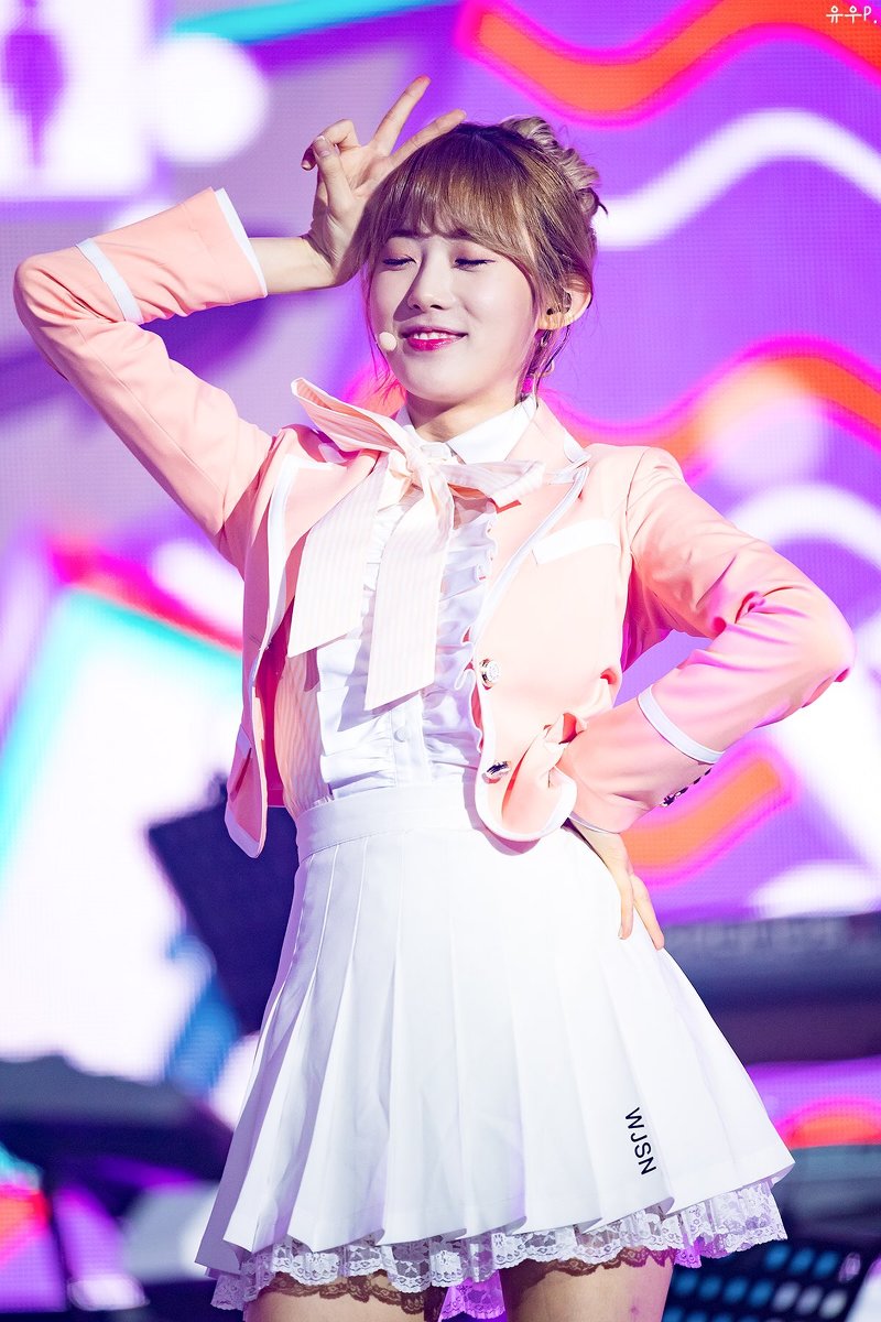 우주소녀 이루다.jpgif | 인스티즈