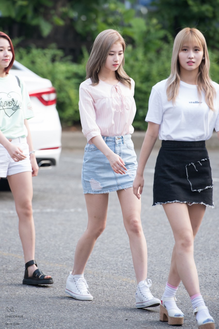 [트와이스] 160610뮤뱅 출근길 사나 | 인스티즈