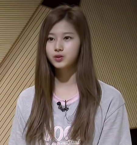 눈이 큰 트와이스 사나.gif | 인스티즈
