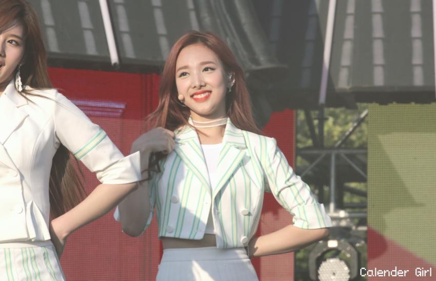 임나연 이미지