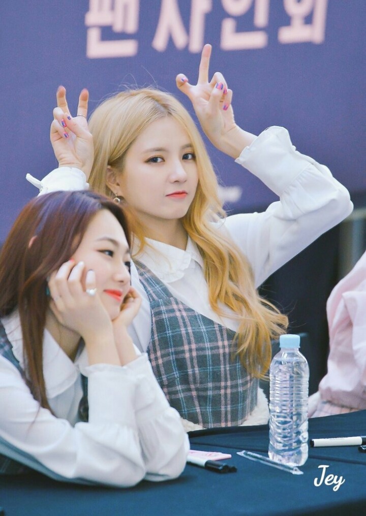 대륙에서 온 미녀 구구단 샐리 팬싸 사진ㄷㄷ.JPG | 인스티즈