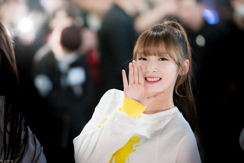 귀여운 오마이걸 아린이 사진이나 보고 가시죠.JPG | 인스티즈