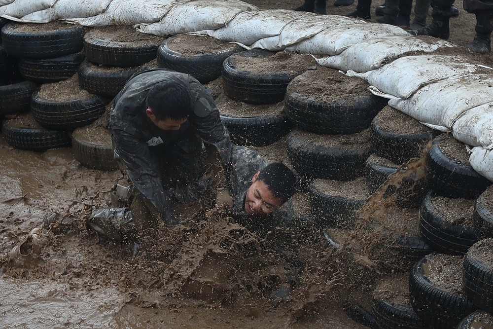 참호격투 | 인스티즈