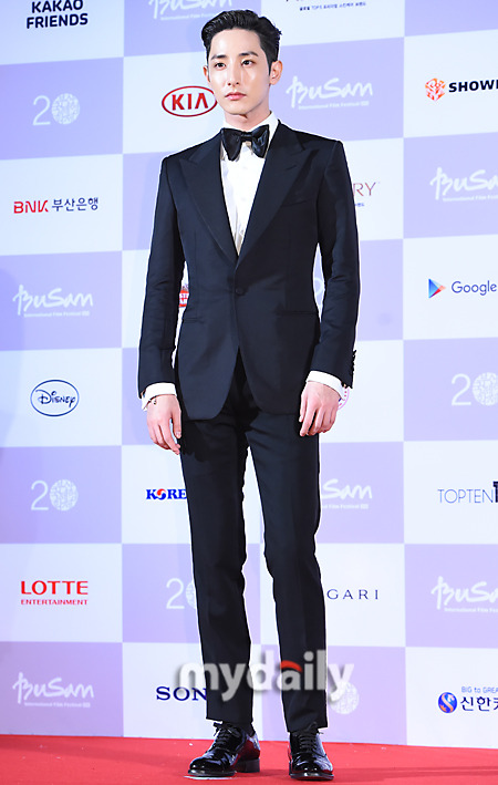 부산국제영화제 이수혁.jpg | 인스티즈
