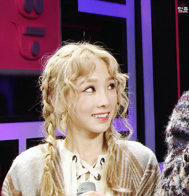 기분좋은 태연 .gif | 인스티즈