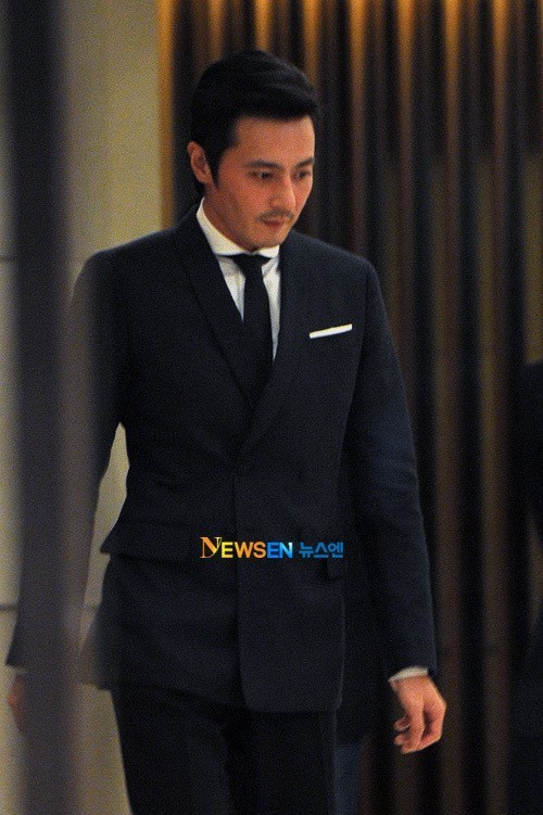 이제는 많이 밀려났지만 한때는 대표미남이었던 배우 | 인스티즈