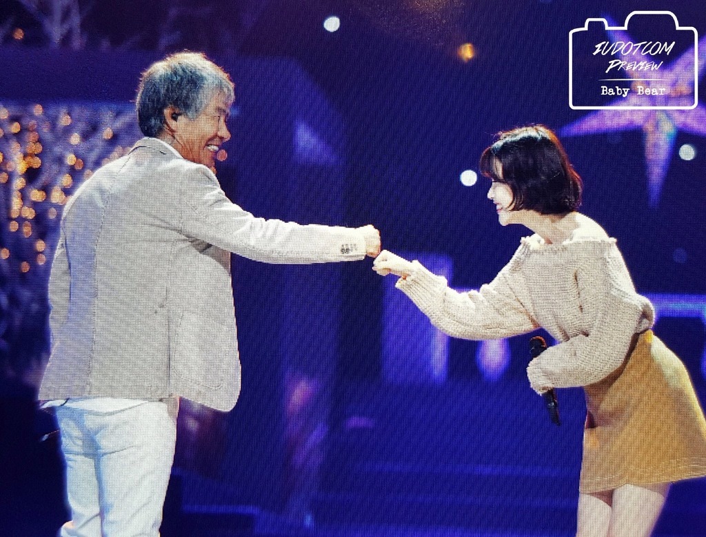 열린음악회 녹화하는 아이유 | 인스티즈