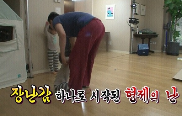 [슈퍼맨이돌아왔다] [이서언 외] 장난감 뺏기고 억울미 터진 서언이 | 인스티즈