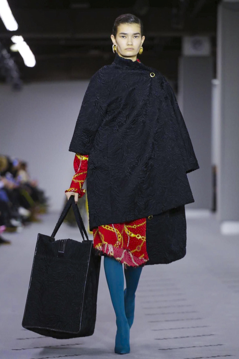 발렌시아가 2017 F/W 컬렉션 | 인스티즈