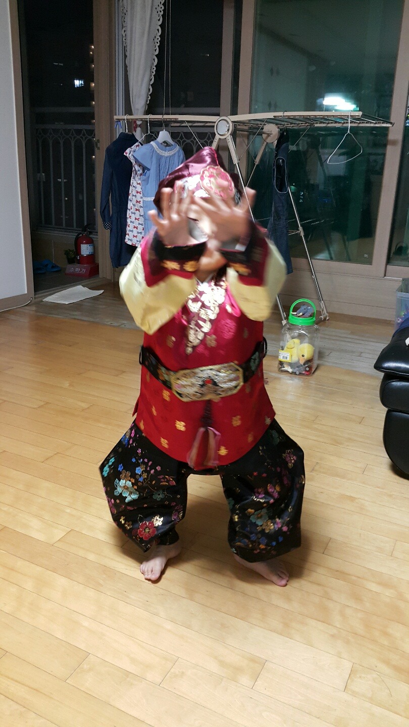 이정민한복 이미지
