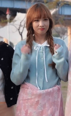 러블리즈 지애.gif | 인스티즈