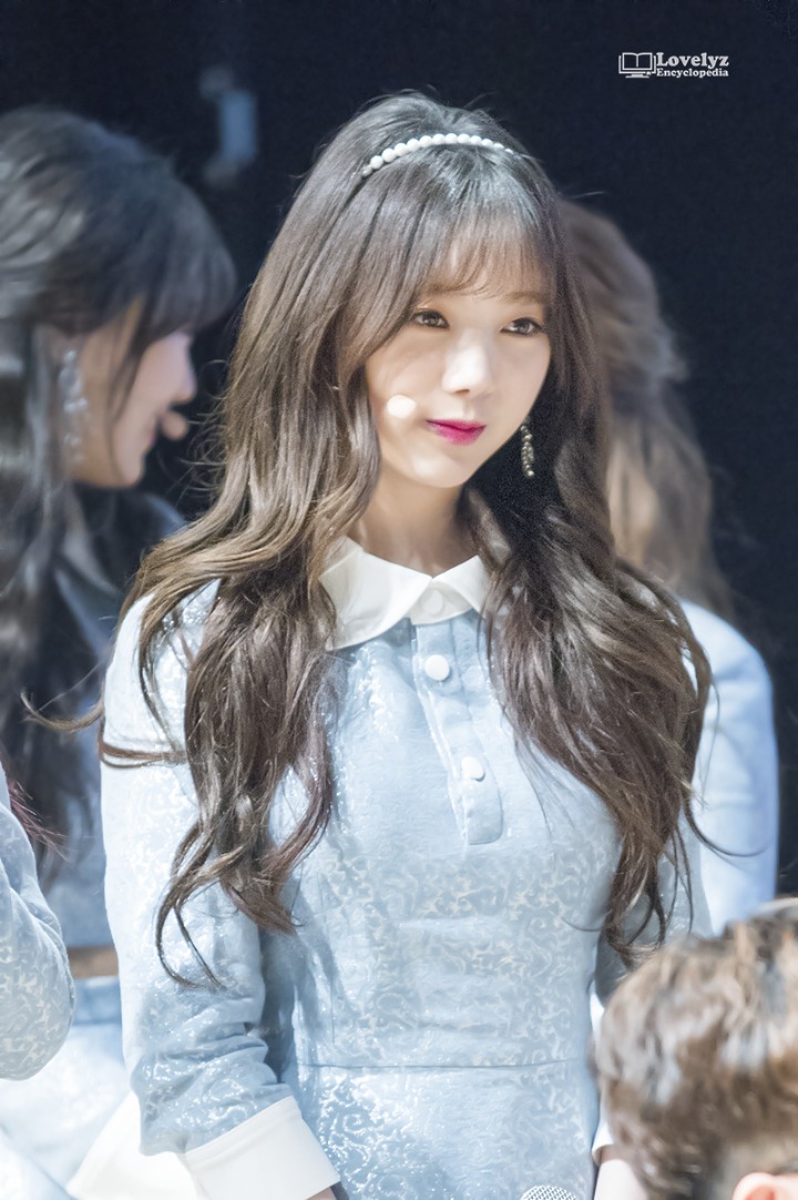 [러블리즈] 밥먹고 운동할지 운동하고 밥먹을지 고민돼서 케이 | 인스티즈