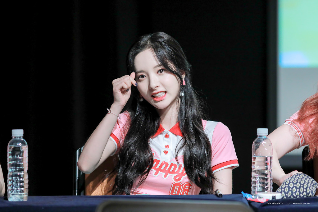 우주소녀 미모대장 보나.jpg | 인스티즈