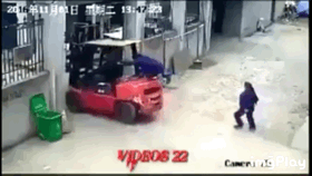 도와주려다가.gif | 인스티즈
