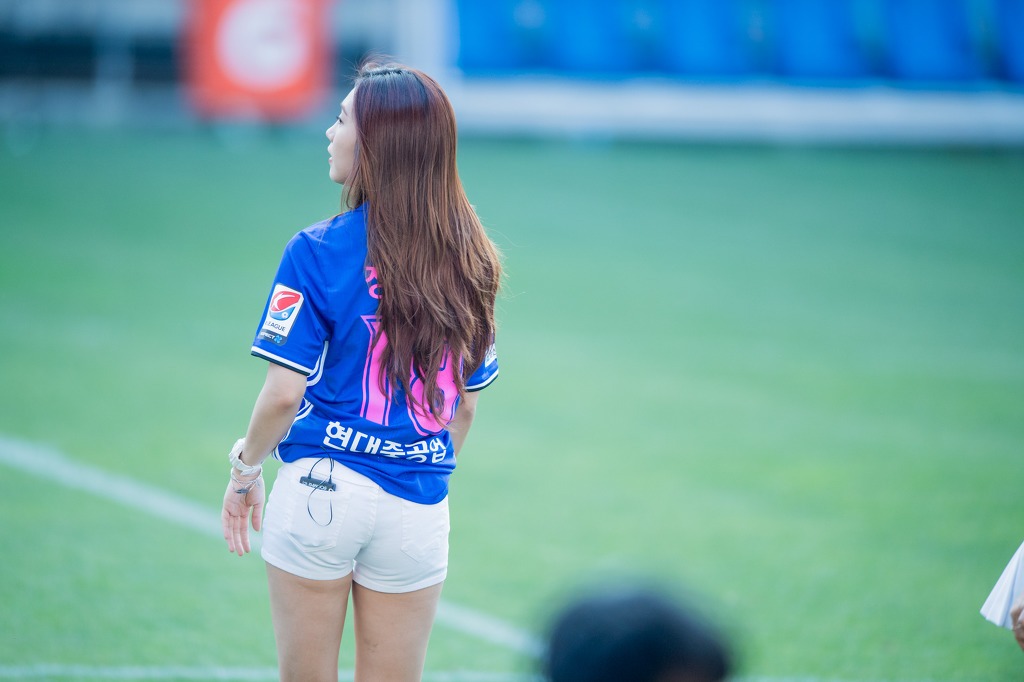 정은지 뒷태 | 인스티즈