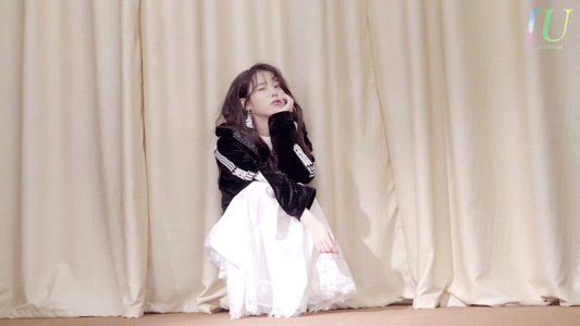 2018 캘린더 프리뷰 아이유.jpgif | 인스티즈