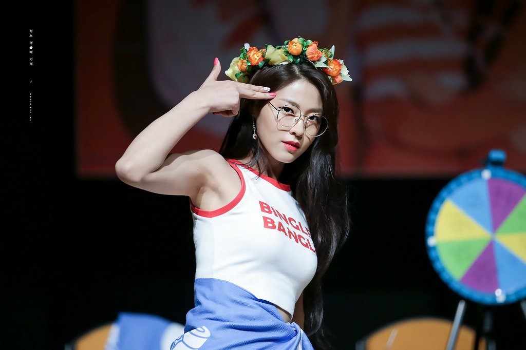 미모 는 18시즌 설현이.jpgif | 인스티즈