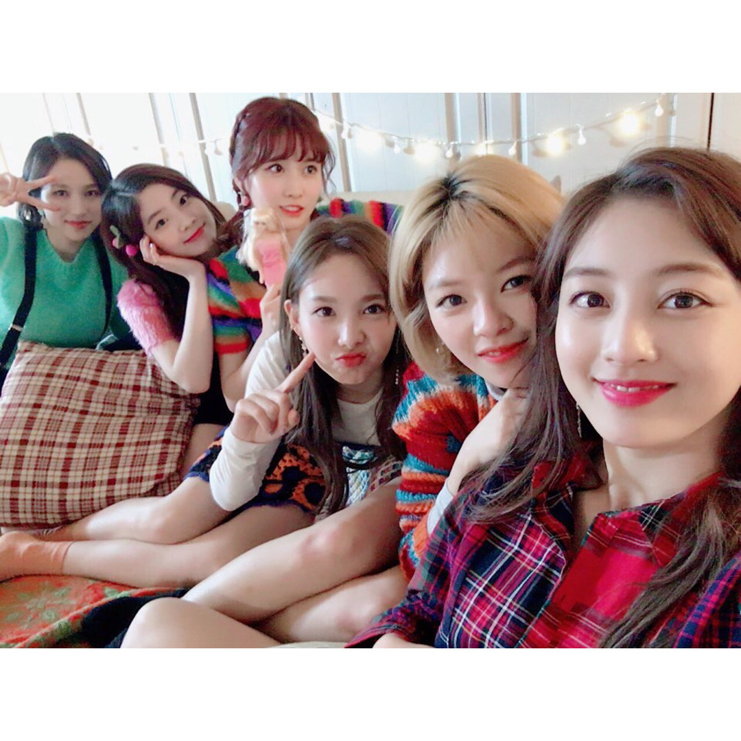 오늘 폭풍업로드한 트와이스 지효인스타그램.jpg | 인스티즈