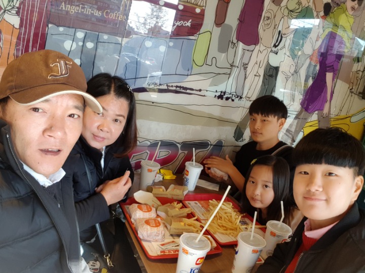 제３칼라 이미지