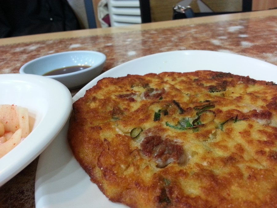 유명냉면 이미지