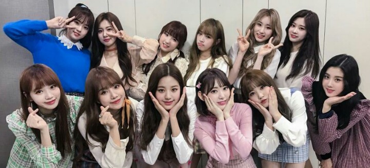 오늘자 뮤뱅 아이즈원 단체 사진 | 인스티즈