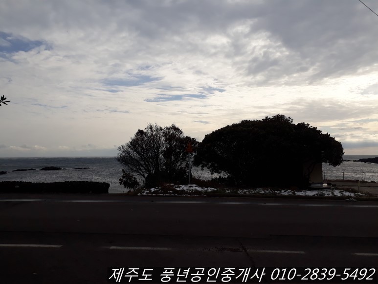 옛날돌집 이미지