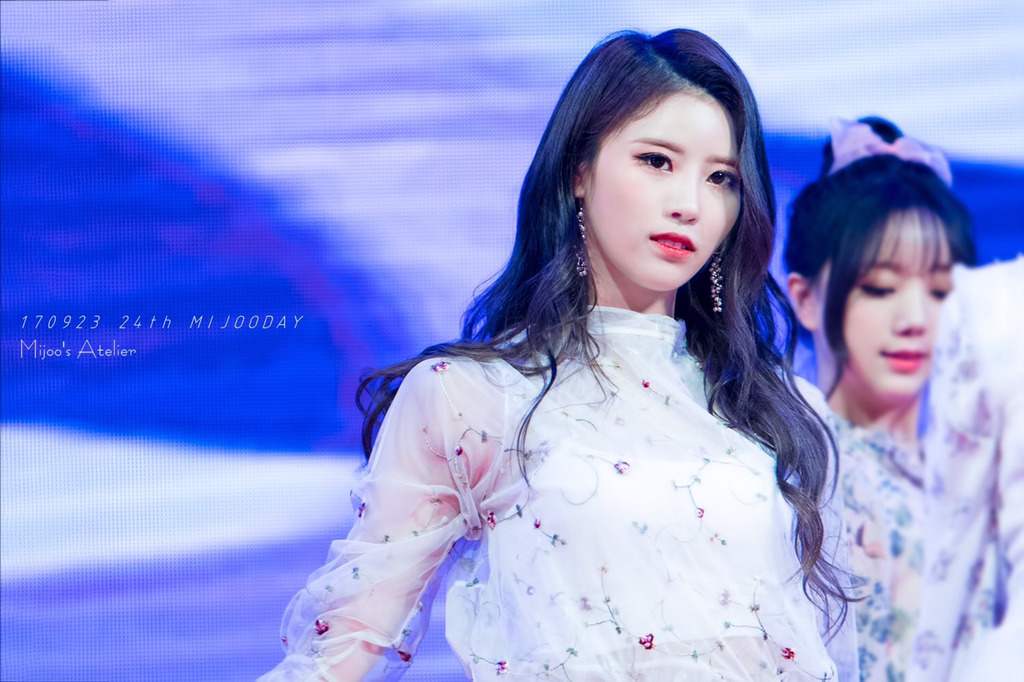 [러블리즈] 오늘은 제 여자의 생일이라서 미주 | 인스티즈