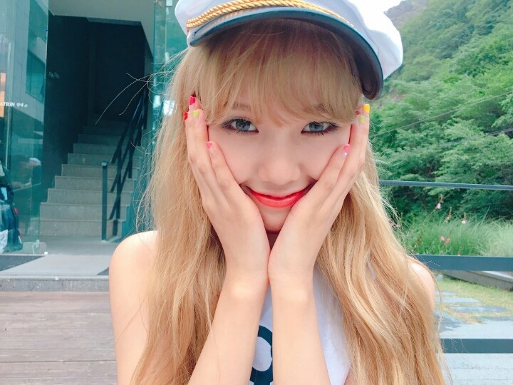 금발이 잘어울리는 오마이걸 미미 | 인스티즈