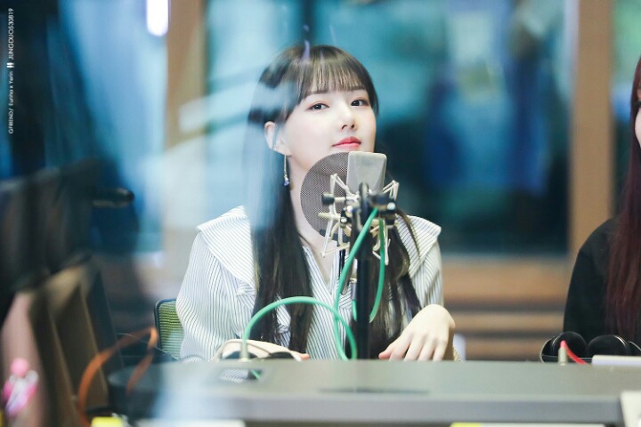아침부터 여자친구 예린이 | 인스티즈