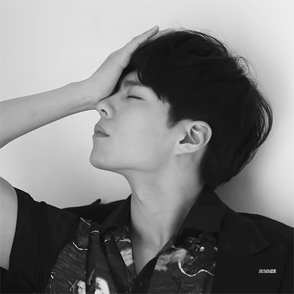 박보검 대만 보그 커버 두 가지 버전(우리가 생각하는 그 보그 느낌 아님) | 인스티즈