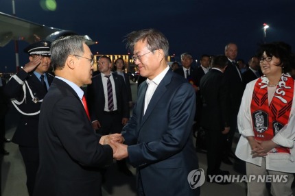 2018.06.23 문재인 대통령 부부의 한국 멕시코 직관 | 인스티즈